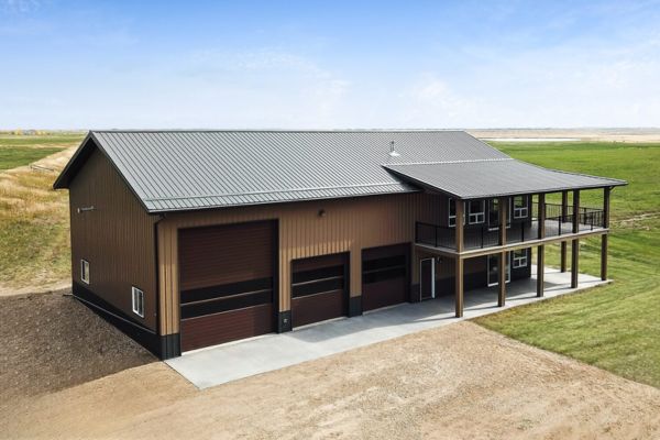 professionally built barndominiums and metal frame buildings in the Texas Hill Country