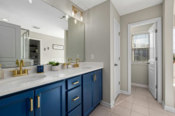 luxury professional bathroom remodeling in the Texas Hill Country spring branch canyon lake bulverde